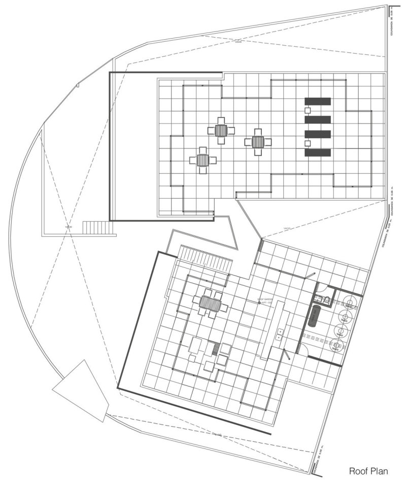 墨西哥采用雙層反射玻璃設計的Trevox 223建築改造項目