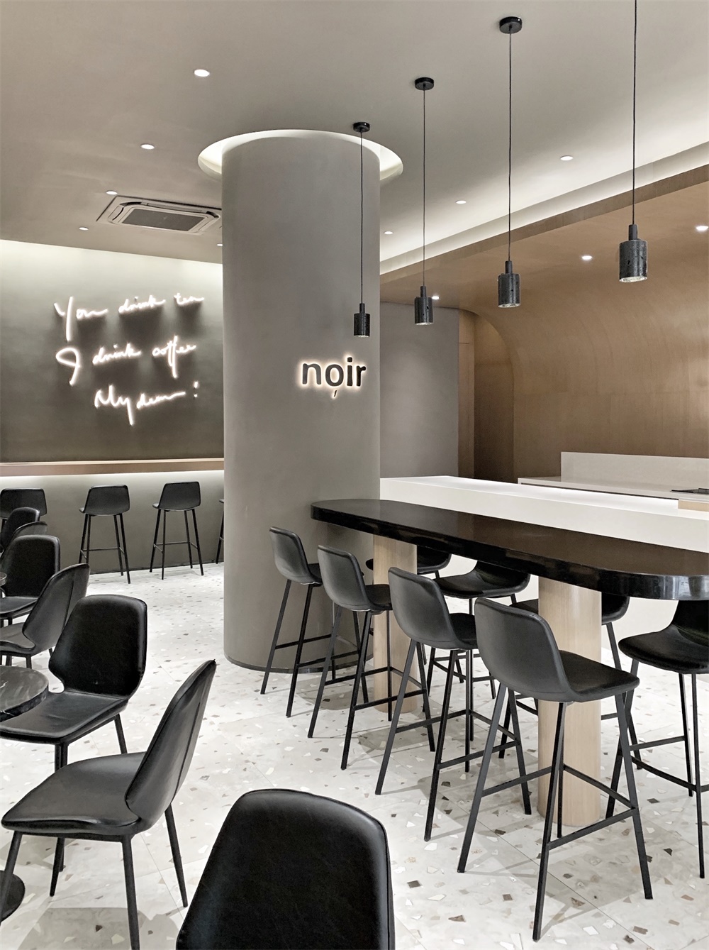 餐飲空間，咖啡廳設計，咖啡店設計，廣州，睿上形素，RSXS design，noir cafe