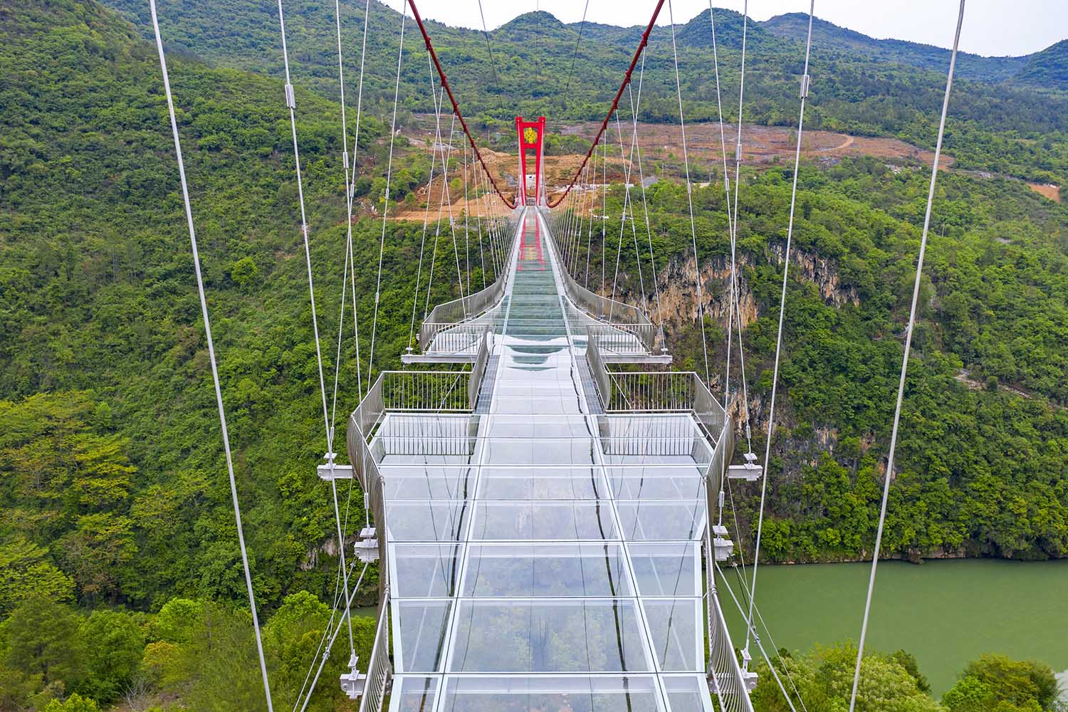 景觀設計,旅遊區景觀設計,連州三峽旅遊區景觀步行玻璃橋工程,連州三峽旅遊區景觀步行玻璃橋,三峽旅遊度假區景觀步行玻璃橋，湟川三峽旅遊度假區景觀步行玻璃橋，浙江大學建築設計研究院,浙大建築設計研究院,浙大設計研究院,項目投稿