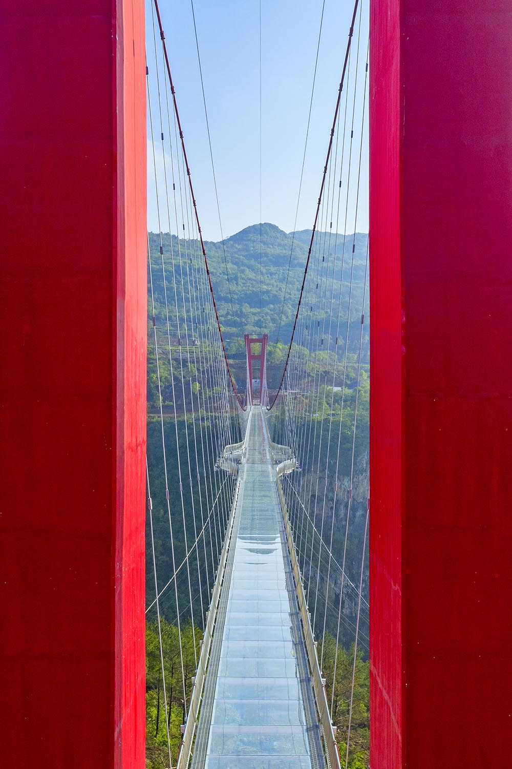 景觀設計,旅遊區景觀設計,連州三峽旅遊區景觀步行玻璃橋工程,連州三峽旅遊區景觀步行玻璃橋,三峽旅遊度假區景觀步行玻璃橋，湟川三峽旅遊度假區景觀步行玻璃橋，浙江大學建築設計研究院,浙大建築設計研究院,浙大設計研究院,項目投稿