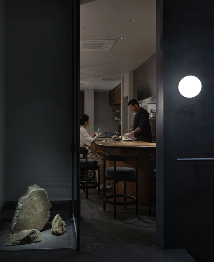 Kenta Nagai Studio,極簡小店,意大利美食餐廳,Markʼs Tokyo Restaurant,意大利餐廳設計案例,極簡主義