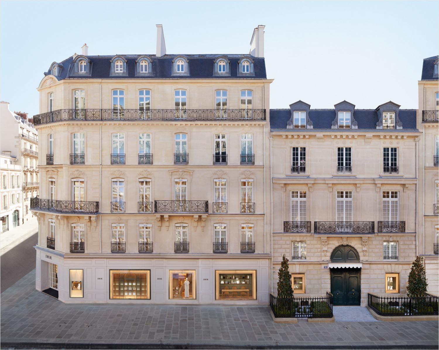 迪奧,服裝店設計,巴黎迪奧旗艦店,PARIS DIOR FLAGSHIP STORE,服裝店設計案例,DIOR STORE DESIGN ,國外服裝店設計案例,東京銀座迪奧店,TOKYO DIOR STORE