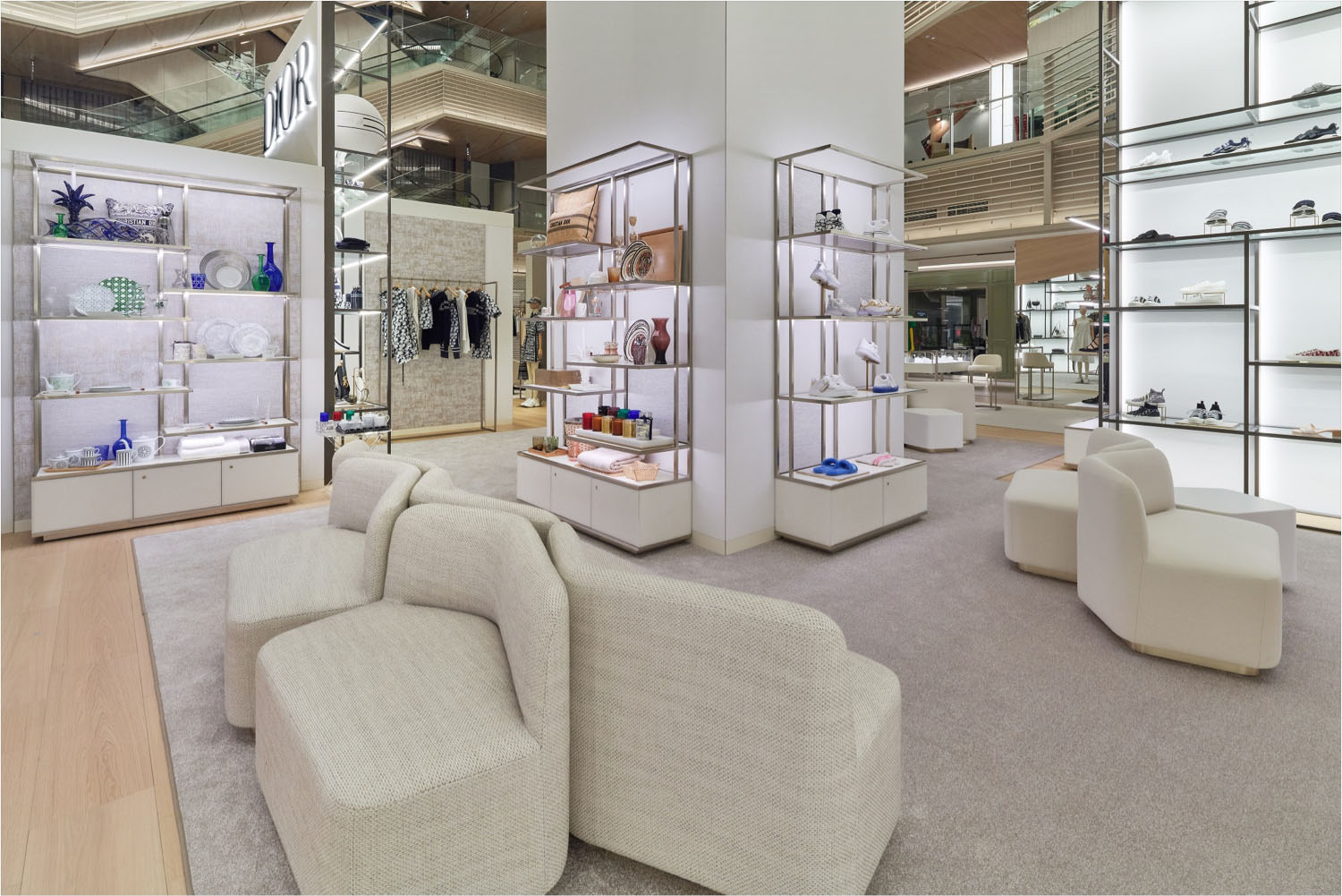 迪奧,服裝店設計,巴黎迪奧旗艦店,PARIS DIOR FLAGSHIP STORE,服裝店設計案例,DIOR STORE DESIGN ,國外服裝店設計案例,東京銀座迪奧店,TOKYO DIOR STORE