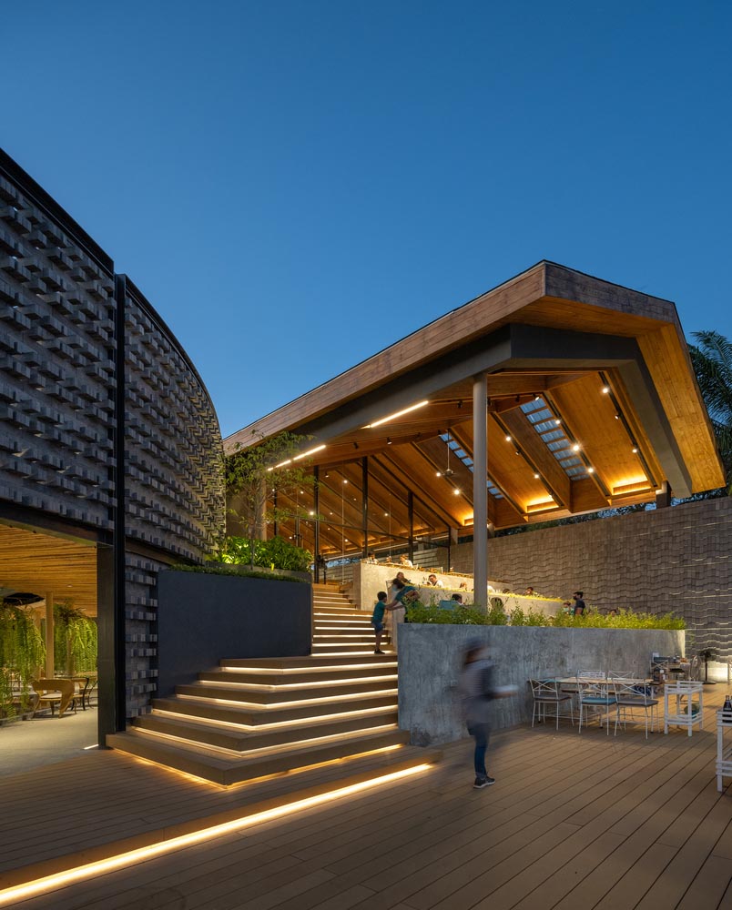 Looklen Architects,餐廳設計,Baan Nhuer Nham Restaurant,泰國,餐廳設計案例,國外餐廳設計,餐廳設計方案,花園餐廳,休閑餐廳