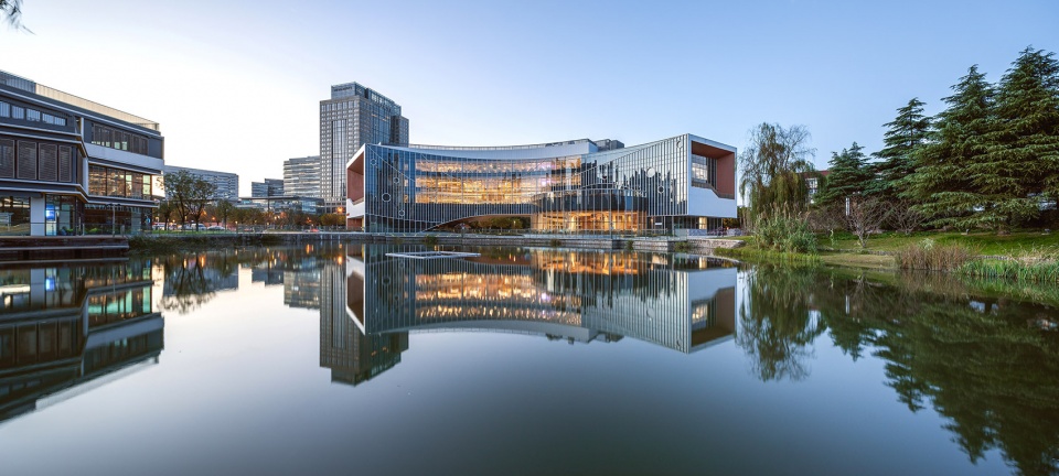 上海少年兒童圖書館,上海少年兒童圖書館新館,上海少年兒童圖書館新館設計,圖書館設計,圖書館設計案例,公共圖書館,少年圖書館,兒童圖書館設計,華建集團上海建築設計研究院有限公司