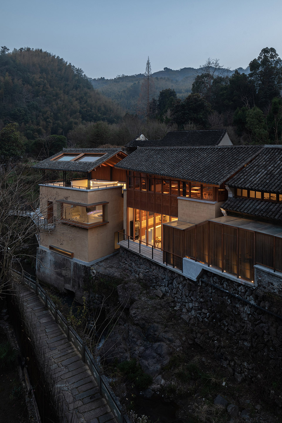 餐廳設計,餐廳設計案例,餐廳改造,餐廳裝修,棲霞坑發電站改造的溪邊餐廳,棲霞坑溪邊餐廳,寧波奉化,陳林,尌林建築設計事務所