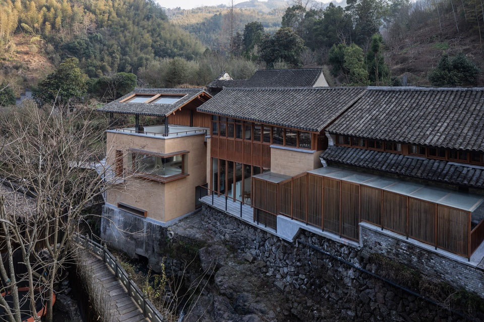 餐廳設計,餐廳設計案例,餐廳改造,餐廳裝修,棲霞坑發電站改造的溪邊餐廳,棲霞坑溪邊餐廳,寧波奉化,陳林,尌林建築設計事務所