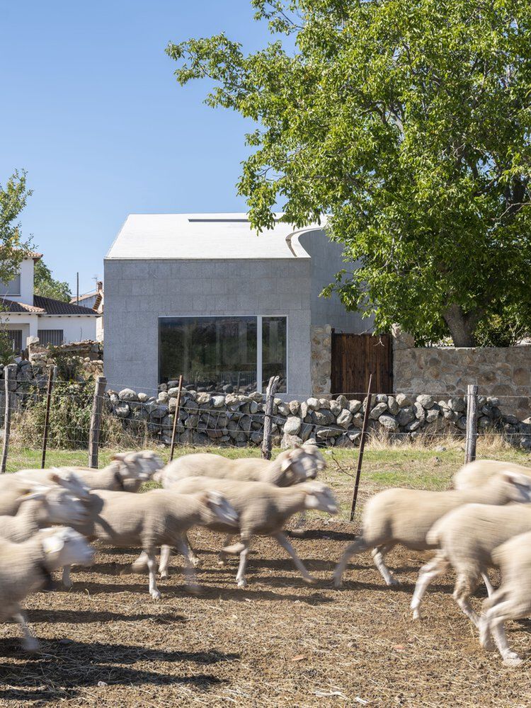 Raúl Almenara,西班牙,住宅設計,國外住宅設計案例,極簡風格,庭院住宅,獨棟住宅,140㎡,鄉村住宅設計