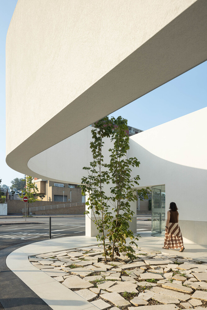 Tsou Arquitectos,278㎡,社區藥店,創意藥店,葡萄牙,藥店設計