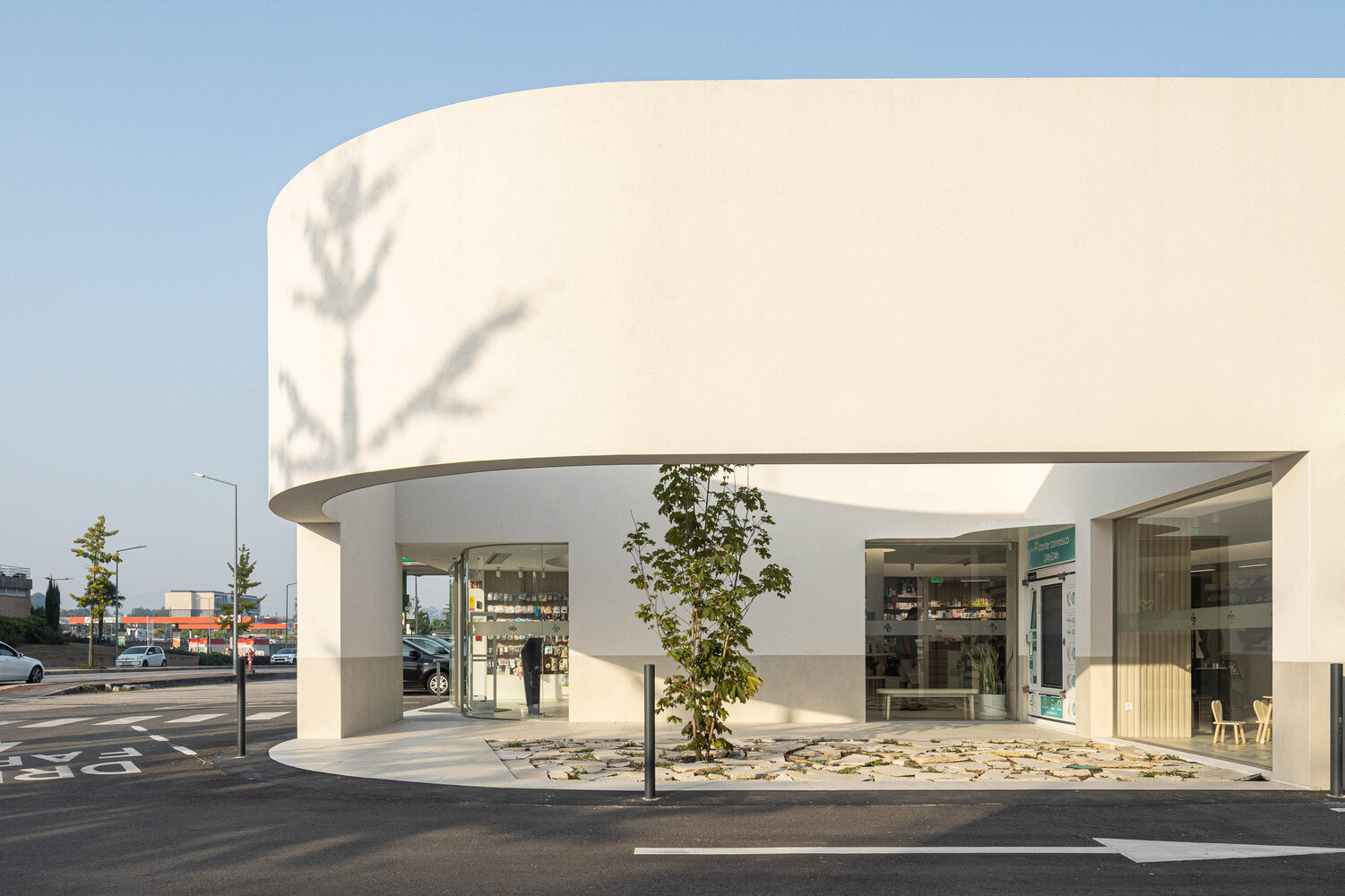 Tsou Arquitectos,278㎡,社區藥店,創意藥店,葡萄牙,藥店設計