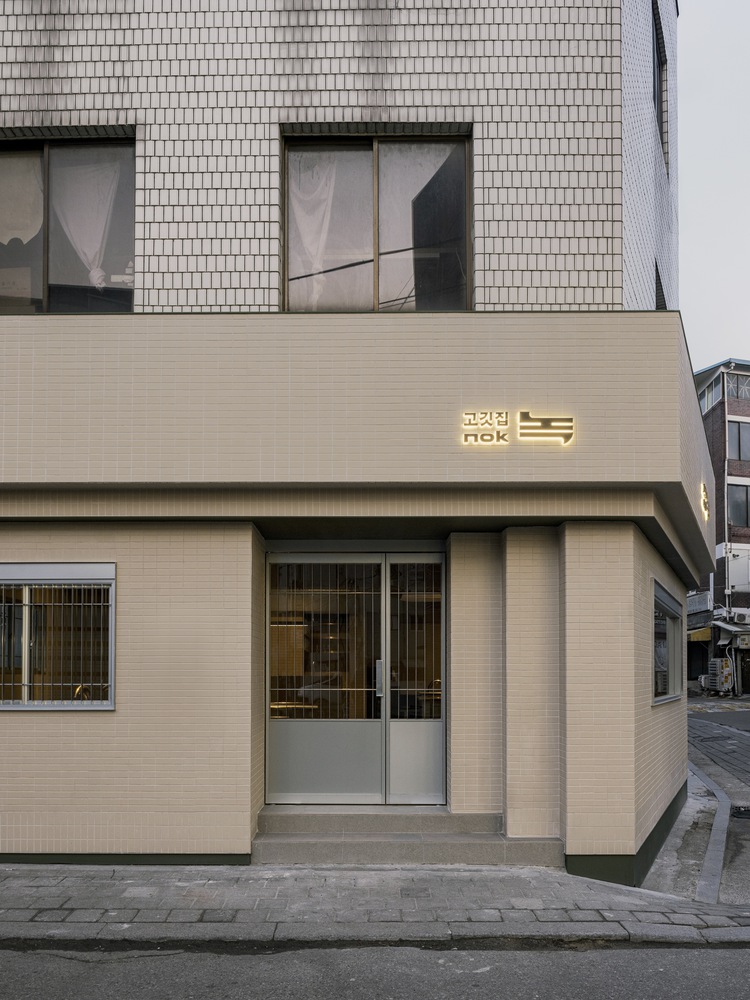 餐廳設計,休閑餐廳設計,餐廳裝修,餐廳設計案例,orosy studio,餐廳設計方案,韓國,首爾,nok錄餐廳