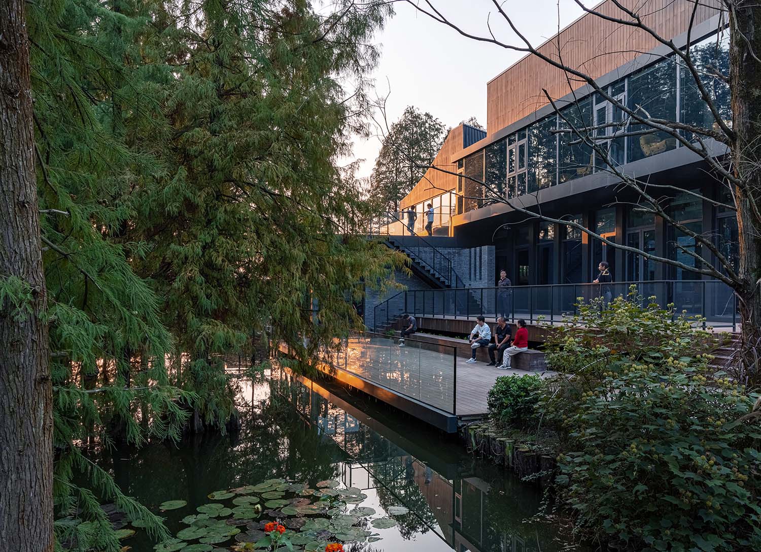 餐廳設計,共享餐廳設計,餐廳改造,鄉村旅遊餐廳設計,公共空間設計,鄉村公共空間設計,鄉村建築設計,餐廳設計案例,浙江桐鄉濮院紅旗漾杉林部落共享餐廳,浙江桐鄉,嚴暘建築設計