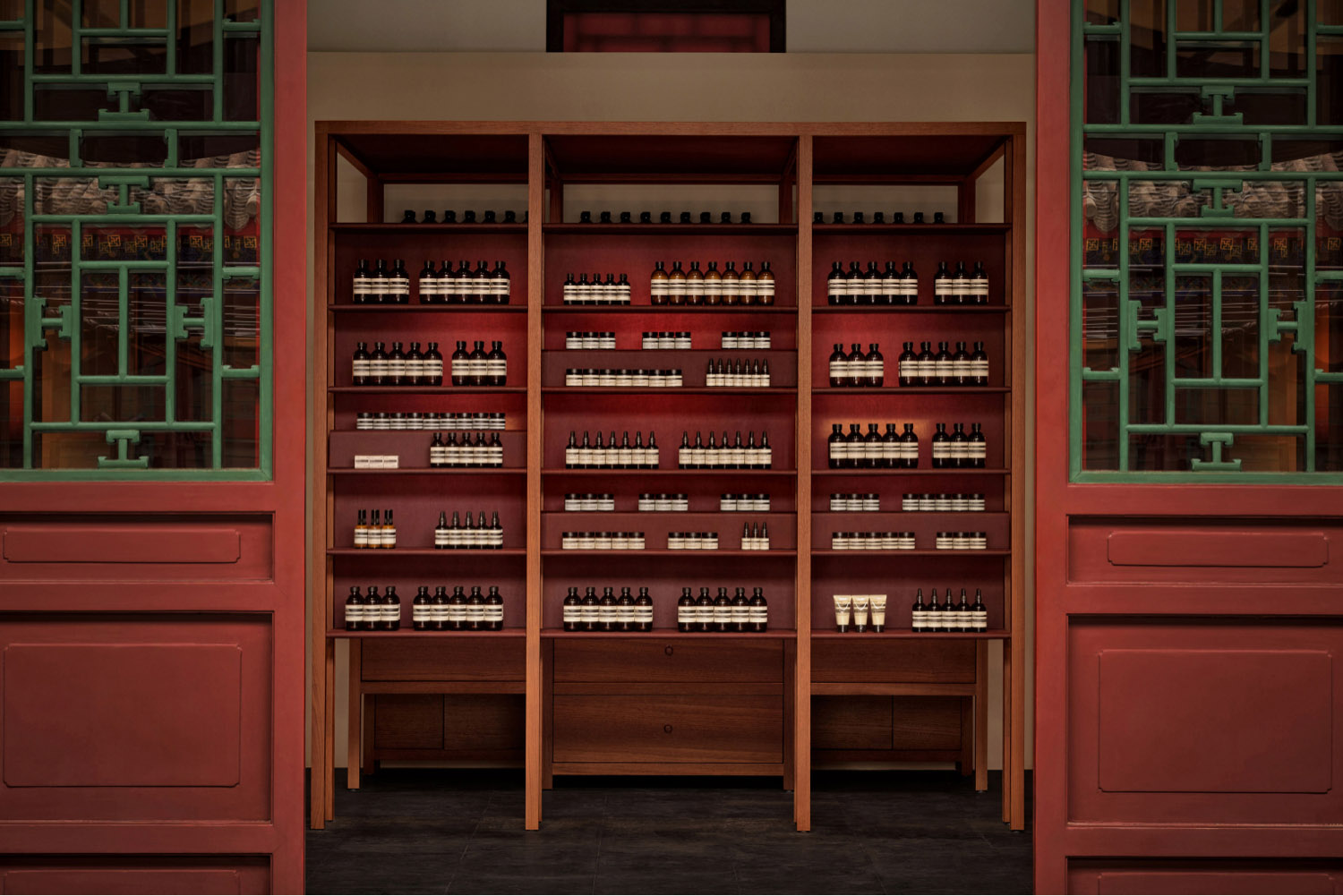 Atelier suasua,Aesop,零售店設計,護膚品零售店,零售店設計方案,零售店設計案例,北京,四合院改造,店鋪設計,王府井,伊索