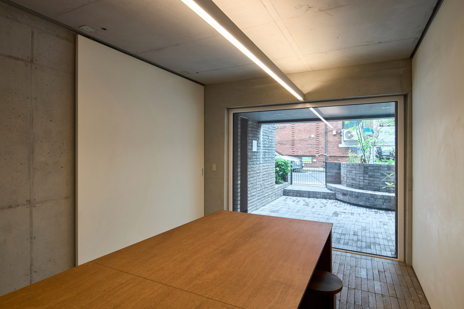 a round architects,家庭辦公室,設計工作室,家裝設計,辦公室設計案例,soho,韓國,居家辦公,首爾