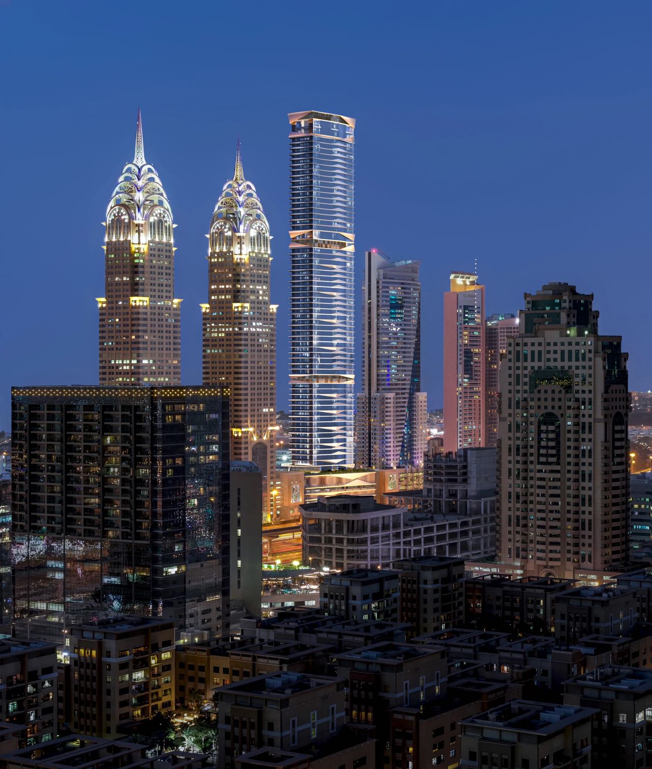 國外住宅設計,超高層住宅,迪拜,迪拜超高住宅Iconic Tower,國外住宅設計案例,建築設計,Pininfarina Architecture賓法建築